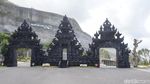 Saat Pantai Melasti Sepi