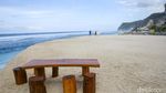 Saat Pantai Melasti Sepi
