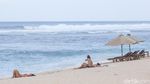 Saat Pantai Melasti Sepi