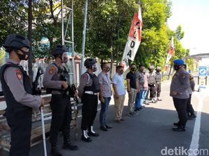 Polda Jatim Tegakkan Protokol Kesehatan dari Lingkup Internal