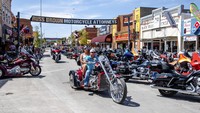 Sebuah penelitian yang dirilis oleh University of Bonn-affiliated Institute for Labor Economics (IZA), menyebut ratusan ribu kasus positif corona di Amerika Serikat pada periode 2 Agustus sampai 2 September terkait erat dengan Sturgis Motorcycle Rally.
