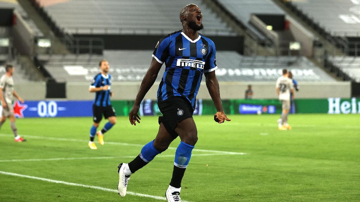 Romelu Lukaku meraih gelar Pemain Terbaik Liga Europa 2019/2020 (Foto: Getty Images/Lars Baron)