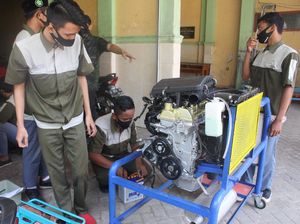 SMK di Sidoarjo Ini Uji Coba Belajar Praktik Tatap Muka