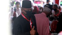 Selain Din Syamsuddin, Gatot Nurmantyo juga turut hadir dalam acara tersebut.