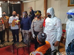 Tersangka Pencium Jenazah COVID-19 di Malang Dikenakan Wajib Lapor