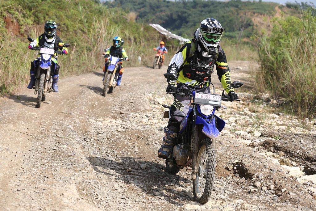 Fun Adventure Yamaha WR155R