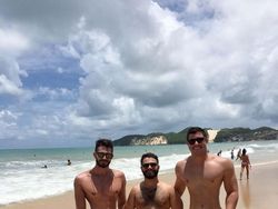 Foto Editan Konyol Demi Eksis di Medsos