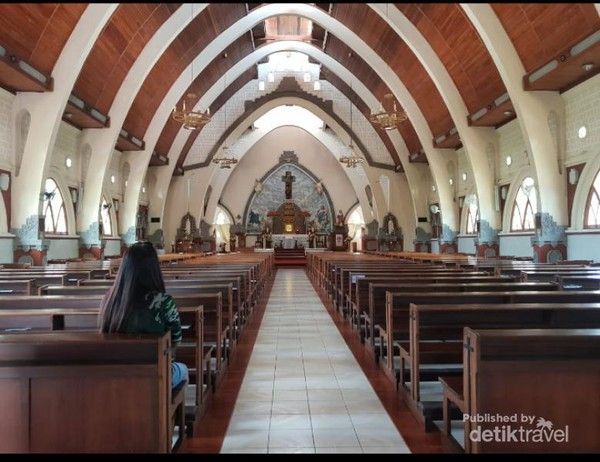 Gereja Palasari Bali