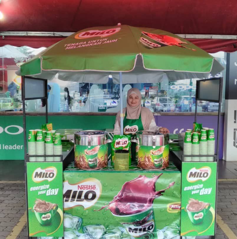 Guru Nyambi Jualan Susu Milo