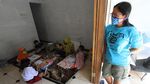 Guru SD di Solo Sambangi Rumah Muridnya Demi Pendidikan