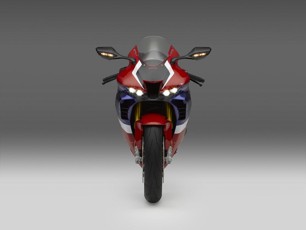 Honda CBR1000RR-R Fireblade meluncur di Indonesia