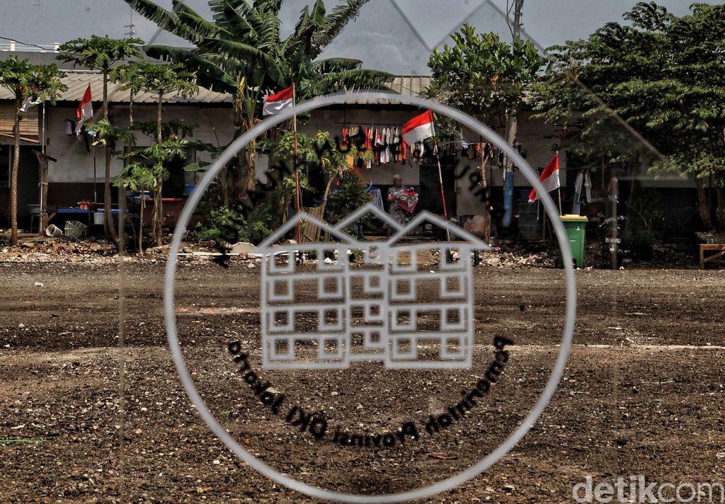 Gubernur DKI Jakarta Anies Baswedan kembali membangun Kampung Susun Akuarium di Penjaringan, Jakut. Ini lokasi untuk pembangunan Rusun Kampung Akuarium.