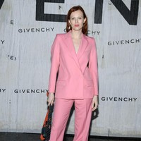 Karen mengungkap kelamnya dunia model yang dijalaninya sejak usia 16 tahun. Pada usia remaja itu, dia sudah menjalani pemotretan tanpa busana. Foto: Getty Images