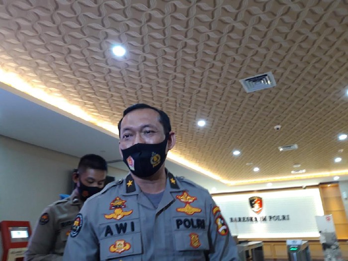 Karo Penmas Divisi Humas Polri, Brigjen Awi Setiyono