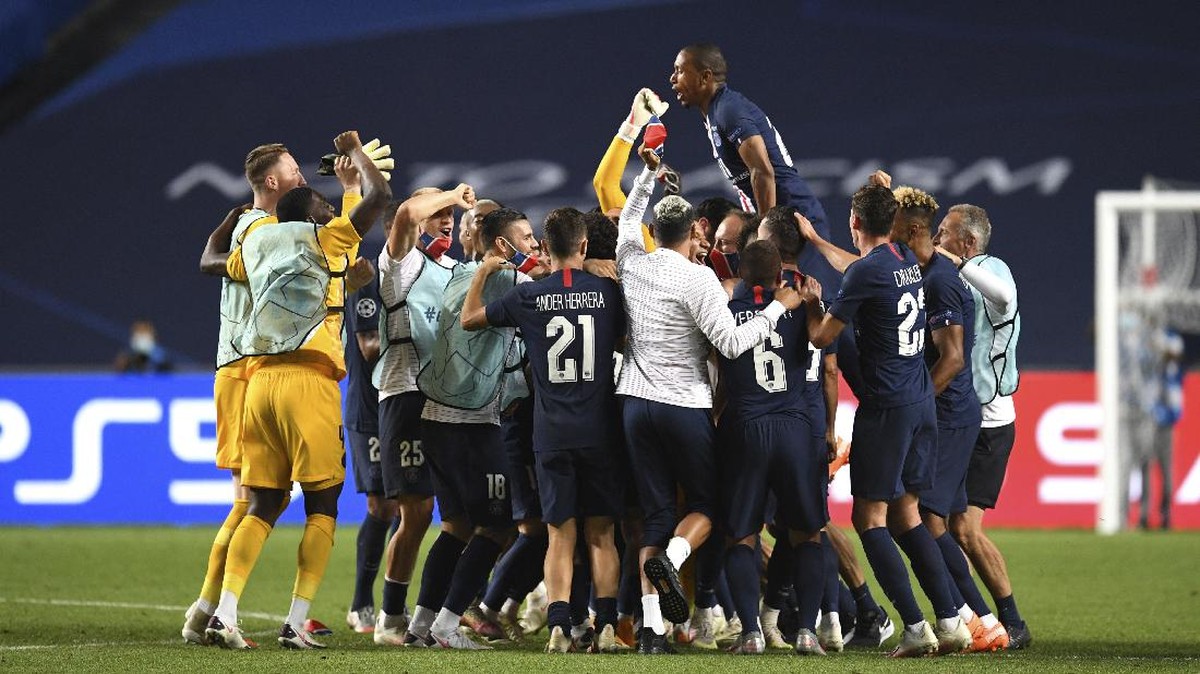 Paris Saint-Germain lolos ke final Liga Champions usai menyingkirkan RB Leipzig (Foto: AP/David Ramos)