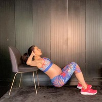 Pilar Rubio memiliki tubuh idaman setelah melahirkan karena selama hamil pun dia tak mengalami kenaikan berat badan drastis. Pilar rutin melakukan olahraga meski perutnya sudah semakin membesar. Foto: Instagram @pilarrubio_oficial.