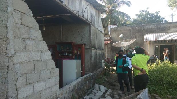Rumah rusak akibat gempa Bengkulu (dok. Istimewa)