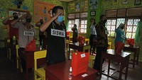 Dan akan dievaluasi setiap pekan untuk jadi pertimbangan terus diberlakukan atau dihentikan. ANTARA FOTO/Asep Fathulrahman  