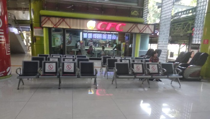Suasana Stasiun Gambir pada Rabu, 19 Agustus 2020 sore