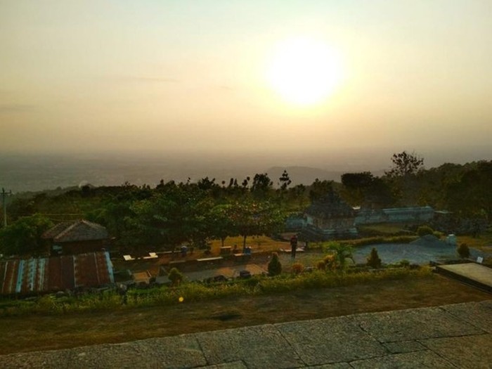 Sunset di Candi Ijo Yogyakarta