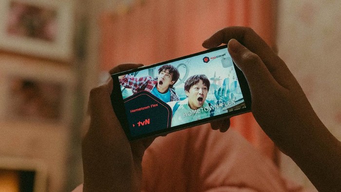 Telkomsel berkolaborasi dengan CJ ENM Hong Kong untuk menghadirkan konten-konten hiburan populer Korea melalui saluran tvN dan tvN Movies di aplikasi MAXstream.