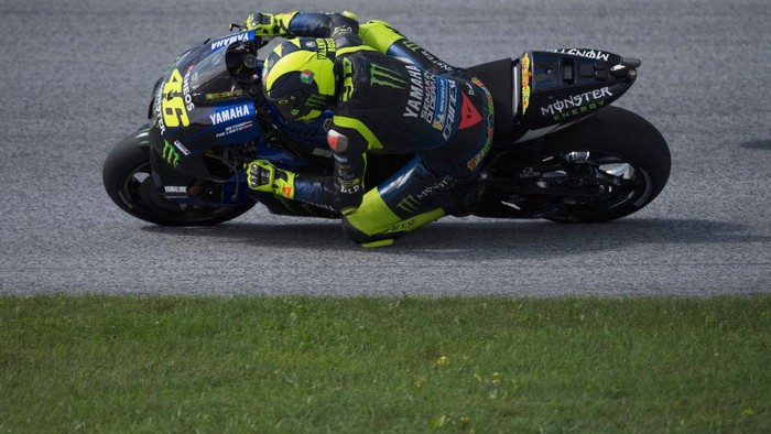 SPIELBERG, AUSTRIA - AUGUST 15: Valentino Rossi of Italy and Monster Energy Yamaha MotoGP Team  rounds the bend during the MotoGP Of Austria - Qualifying at Red Bull Ring on August 15, 2020 in Spielberg, Austria. (Photo by Mirco Lazzari gp/Getty Images)