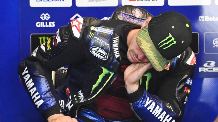 Monster Energy Yamaha Spanish rider Maverick Vinales waits in the garage during the second training of the Moto GP Austrian Grand Prix at the Red Bull Ring circuit in Spielberg, Austria, on August 14, 2020. (Photo by JOE KLAMAR / AFP)