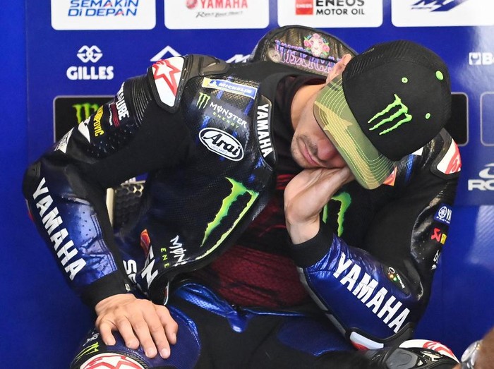 Monster Energy Yamaha Spanish rider Maverick Vinales waits in the garage during the second training of the Moto GP Austrian Grand Prix at the Red Bull Ring circuit in Spielberg, Austria, on August 14, 2020. (Photo by JOE KLAMAR / AFP)