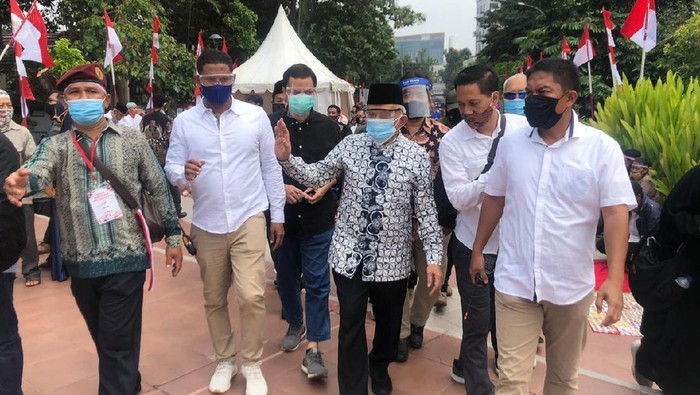 Amien Rais dan Hanafi Rais hadiri deklarasi KAMI