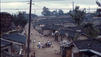 Kemungkinan pada 40 atau 50 tahun lalu, Korea Selatan sama miskinnya dengan Indonesia. Foto: Vintages