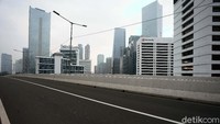 Lalu lintas terpantau sangat lancar.