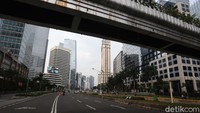 Libur panjang ini membuat warga berlibur ke luar kota atau berdiam di rumah karena adanya pandemi COVID-19.