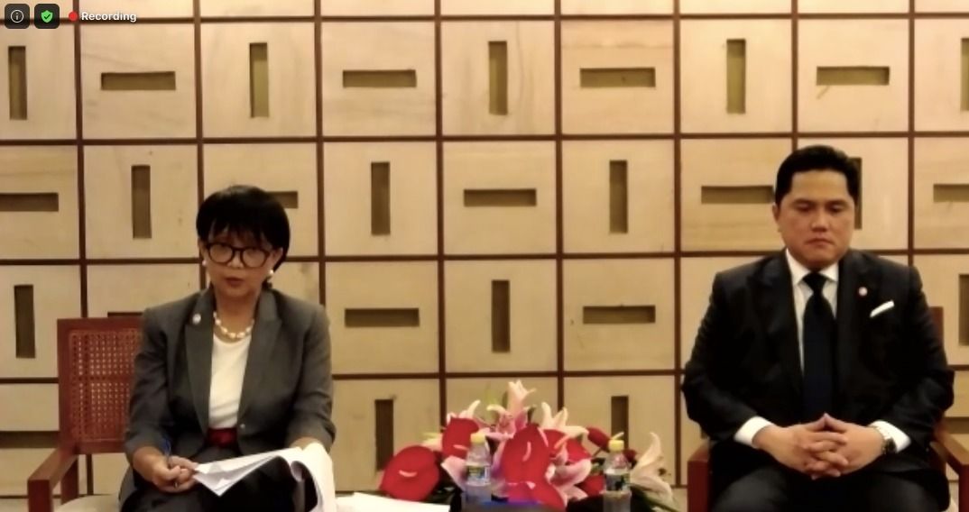 Menlu Retno dan Menteri Erick
