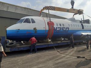 Melihat Detik-detik Pesawat Karya BJ Habibie Dimuseumkan