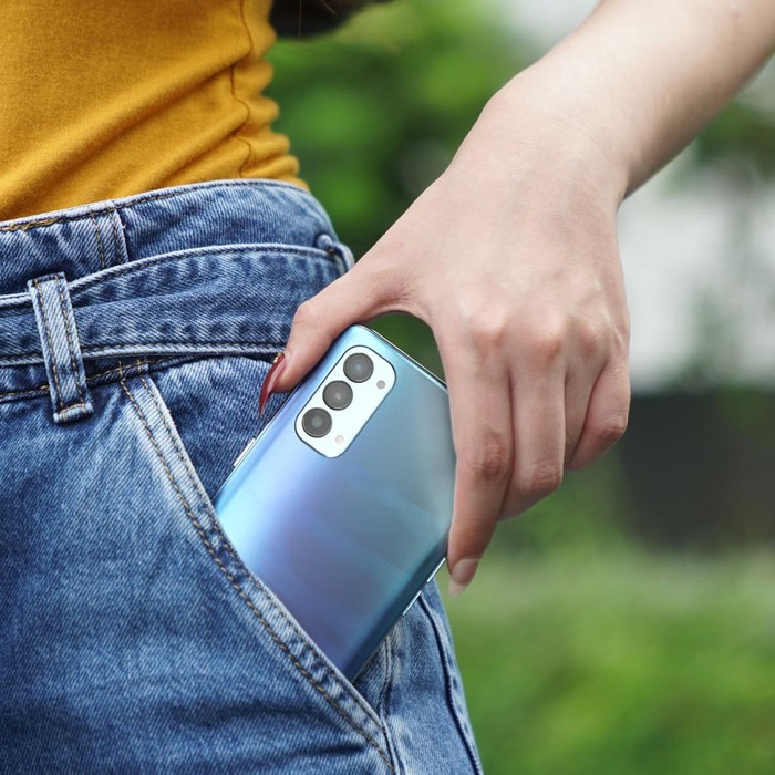 OPPO Reno4