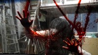 Tak hanya dikagetkan dengan kehadiran sejumlah zombie, mobil para pengunjung rumah hantu itu pun akan disemprotkan dengan darah palsu saat berpetualang di dalam rumah hantu berkonsep drive-in tersebut. Menariknya, bagi para pengunjung yang tak ingin kendaraannya disemprotkan dengan darah palsu, rumah hantu unik tersebut juga menyewakan mobil yang dapat digunakan para pengunjung untuk menjajal atraksi rumah hantu tersebut.