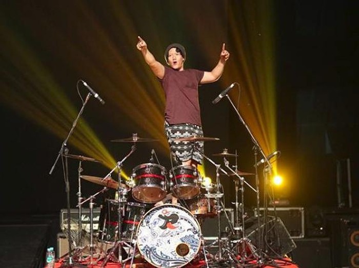 anton j-rocks ditangkap