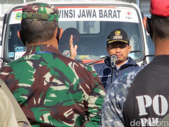 Bupati Sumedang Dony Ahmad Munir melarang kembali panggung hiburan