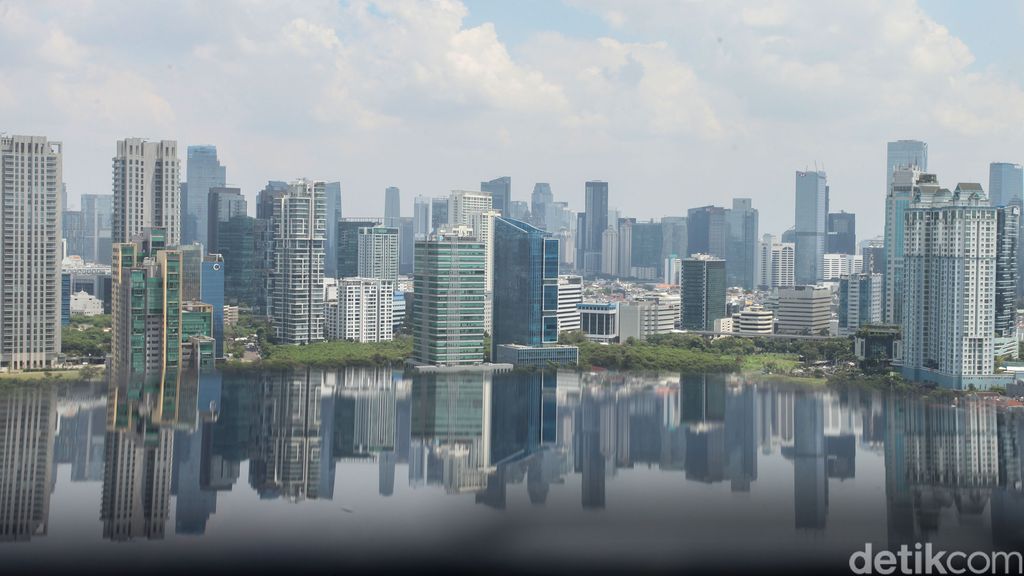 Pandemi Corona membuat sejumlah negara masuk jurang resesi. Indonesia termasuk yang diprediksi menyusul negara-negara tetangga seperti, Singapura Malaysia hingga Thailand.