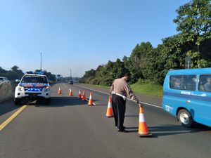 450 Polisi Disebar di Puncak Bogor Cegah Macet Jelang Pesta Tahun Baru