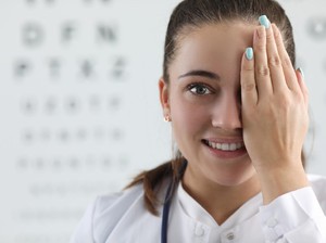Arti Kedutan Mata Kanan Bawah, secara Spiritual dan Medis