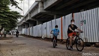 Aktivitas warga di masa PSBB transisi ini terpantau normal.
