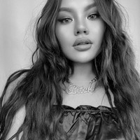 Shafa pun mengakui bahwa salah satu inspirasi makeupnya datang dari idolanya yakni Kylie Jenner.  Foto: dok. Instagram