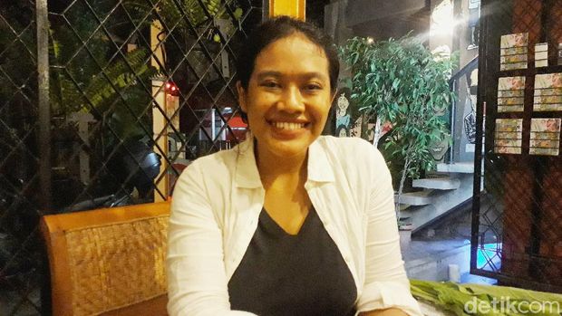Siti Fauziah (31) alias Ozie pemeran Bu Tejo di Film Tilik