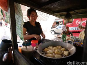 Mampir Mas! 5 Penjual Angkringan Cantik Ini Bikin Betah Ngemil dan Ngopi