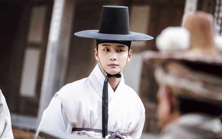 Yoon Shi Yoon di Nokdu Flower