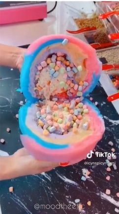 Gulali isi es krim dan marshmallow