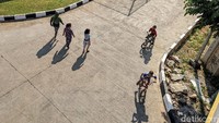 Kota Tangerang Selatan, Kota Tangerang dan Kabupaten Tangerang atau Tangerang Raya masih menerapkan pembatasan sosial (PSBB) hingga besok Minggu (23/8).