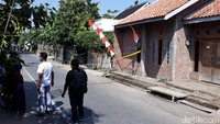 Diketahui korban bernama Suranto (42) selaku kepala keluarga, istrinya Sri Handayani (36). Kemudian dua anak mereka, Rafael (10) dan Dinar (6). Suranto dikenal sebagai pengusaha rental mobil. Dia juga bekerja sebagai sopir taksi online.