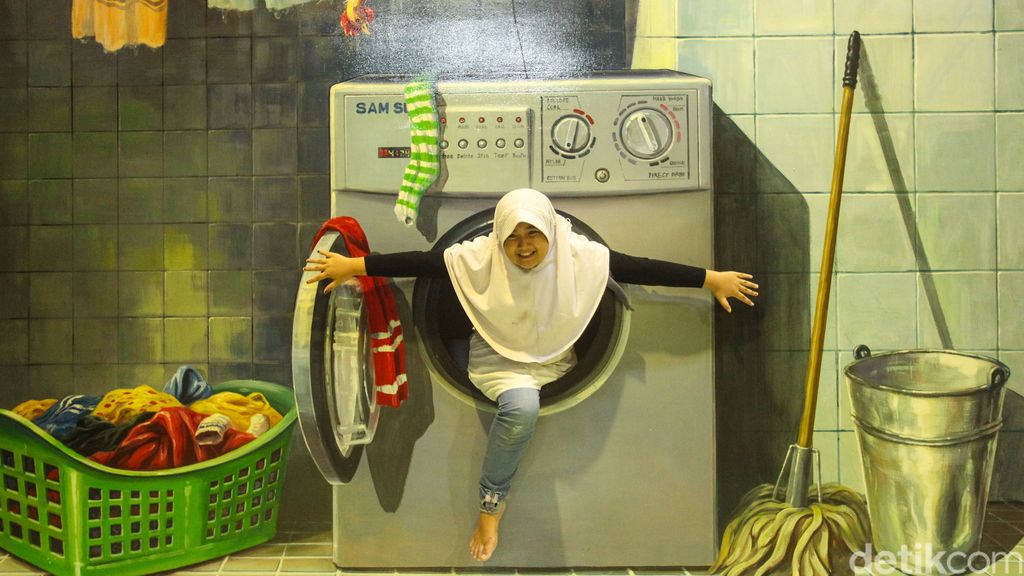 Libur Panjang di Jakarta Bisa Mampir ke Sini Gaes Setelah sempat tutup akibat pandemi COVID-19, Magic Art 3D Museum, Kota Tua, Jakarta, kembali dibuka. Yuk lihat.